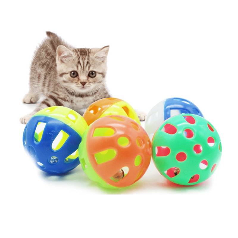 Funny Plastic Interactive Ball for Pets Cats Toys