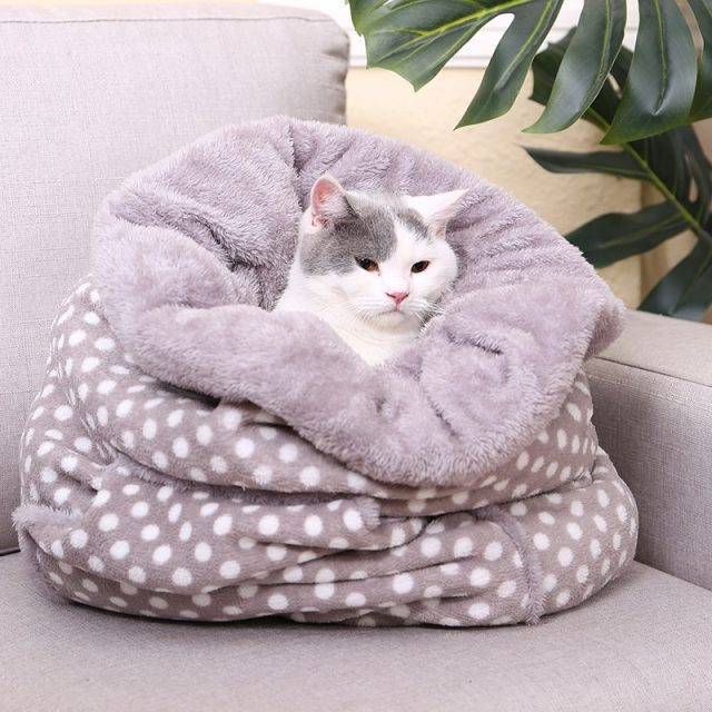 Cute Style Pet Sleeping Bag - Adorable Darling